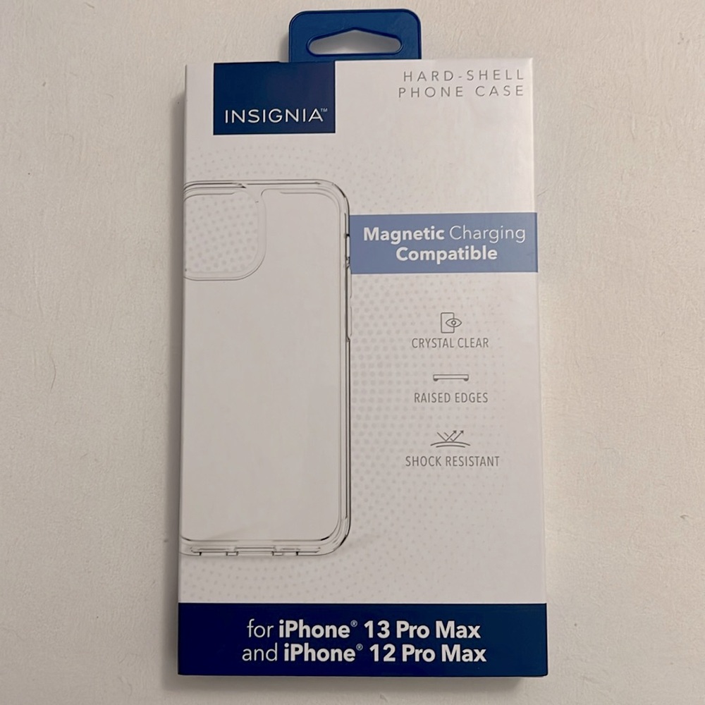 NWT Insignia Clear iPhone 12/13 Pro Max Case